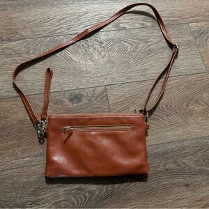 Elegant Camel Tan Leather (esq)Crossbody Bag